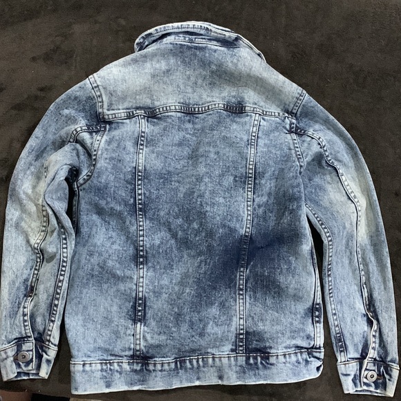 FRWD DENIM Distressed Jean Jacket - Picture 2 of 9